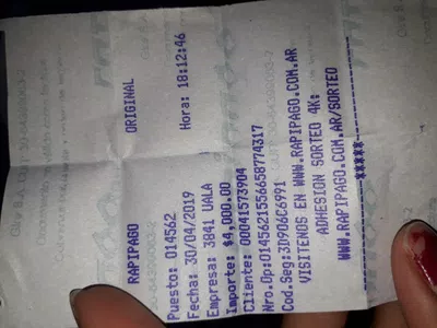 Quiero mi dinero  por que el que me iva a vender un celu se desaperecio