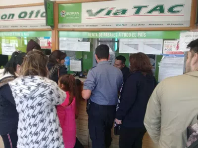 Demoras y malos tratos en viaje bus e59544 - patente omv885 - sábado 4/5