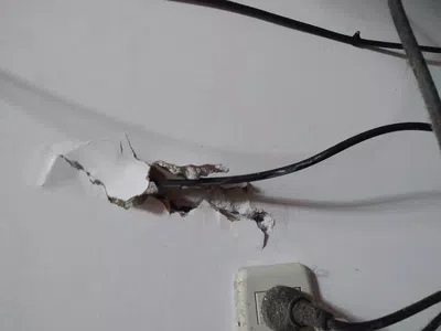 Instalación decodificador rotura de vivienda