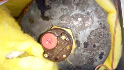 Todo podrido, resistencia quemada y nadie atiende el teléfono