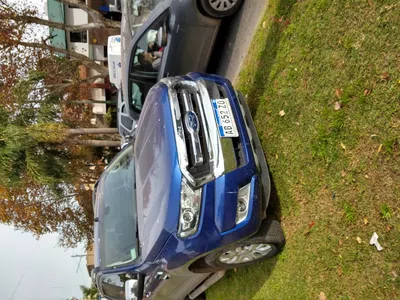 Estacionan en mi antevereda