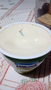 Basura adentro del queso milkaut