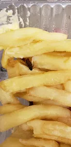 Cucaracha en la comida
