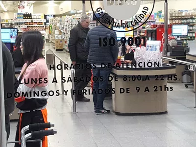 Cierran antes del horario de atencion