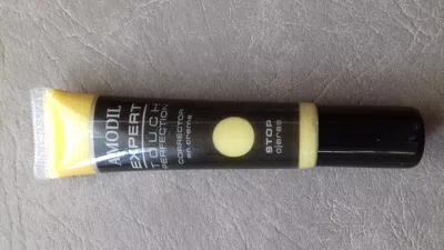 Corrector de ojeras producto engañoso