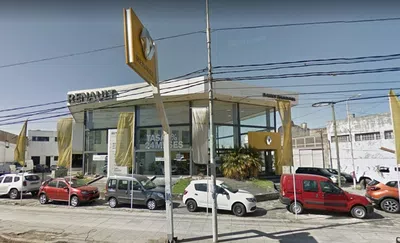 Baires rivadavia haedo  renault, engañó en las condiciones y no devuelven seña