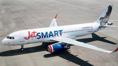 Jetsmart  no ofreció la opción de reembolso de un vuelo cancelado