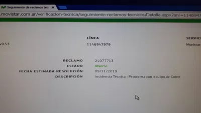 20 dias sin teléfono. cable cortado. aparato de emercencias conectado a la linea