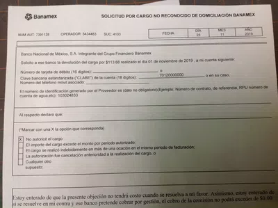Ike soluciones me cobra un servicio que  jamas contrate