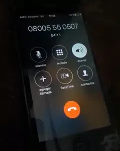 Consulta por compra y demora de 55 minutos en el tel