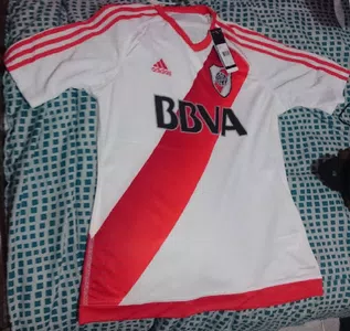Camiseta llega demorada y no es la esperada