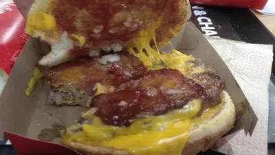 Pobre de ingredientes la hamburguesa