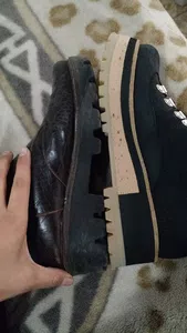 Necesito ayuda  el vendedor no me responde mensajes