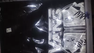 Devolver las remeras que me enviaron mal y recuperar el dinero que me debitaron
